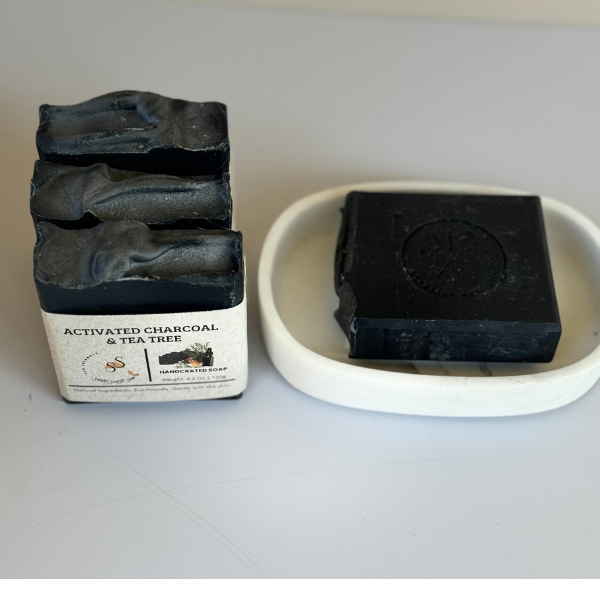 Activated Charcoal & Tea Tree